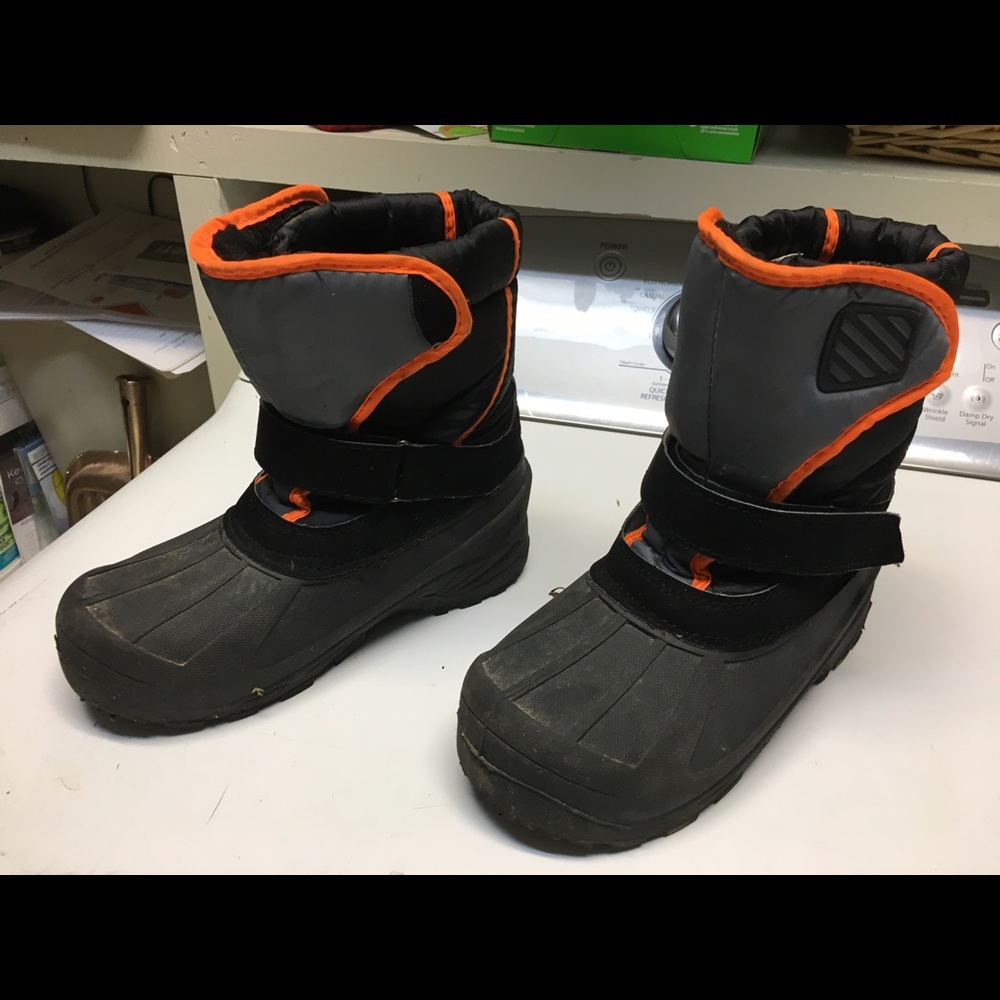 Youth Snow Boots EUC Sz 3